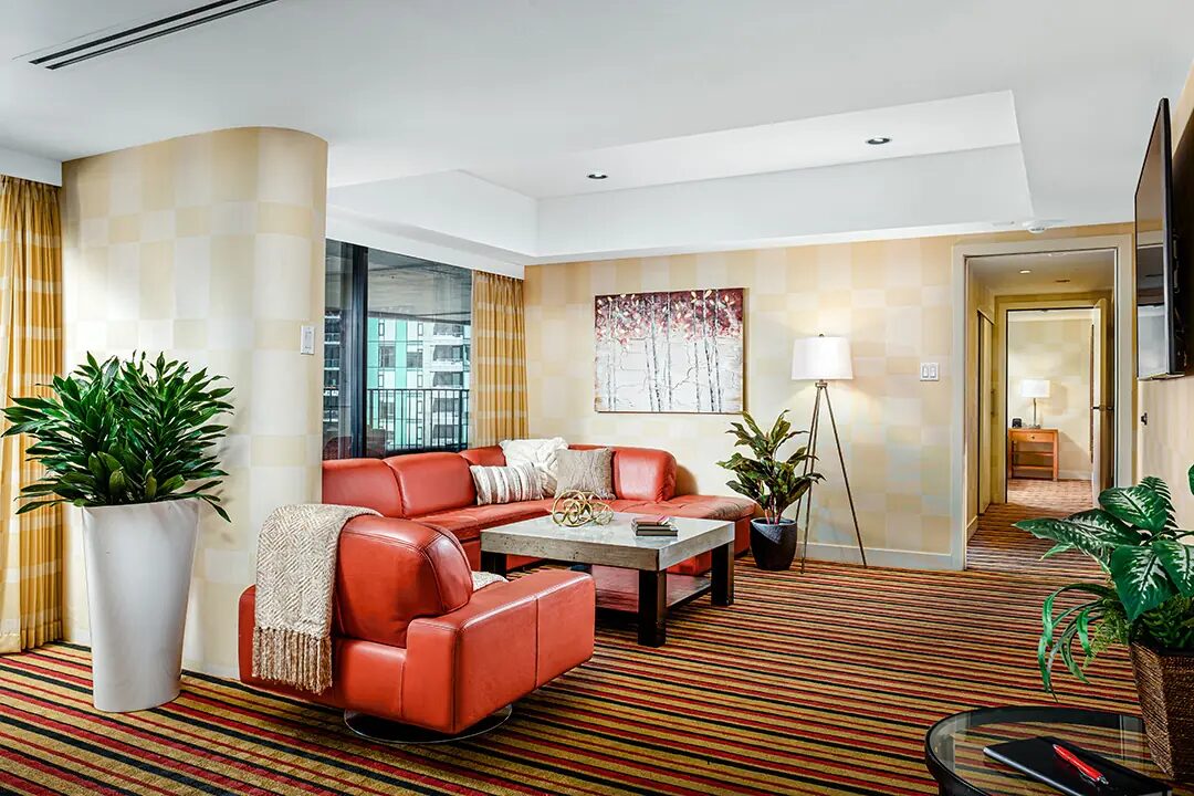 Coal Harbour Suite at Pinnacle Hotel at the Pier, North Vancouver, photo 4